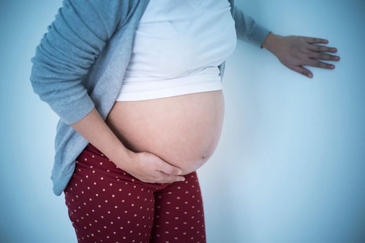 Đau tức bụng dưới khi mang thai tháng thứ 8 có nguy hiểm?
