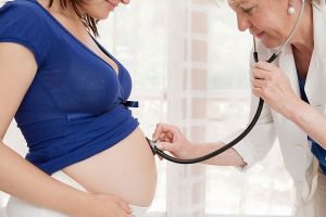 Quản lý thai nghén và chăm sóc trẻ sơ sinh có mẹ bị bệnh động kinh