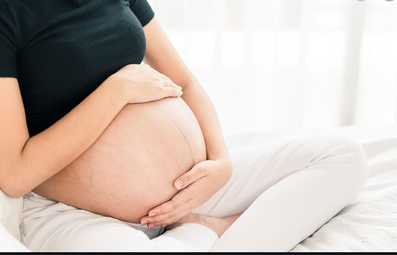 Gây mê nội khí quản nội soi u buồng trứng trên người bệnh có thai