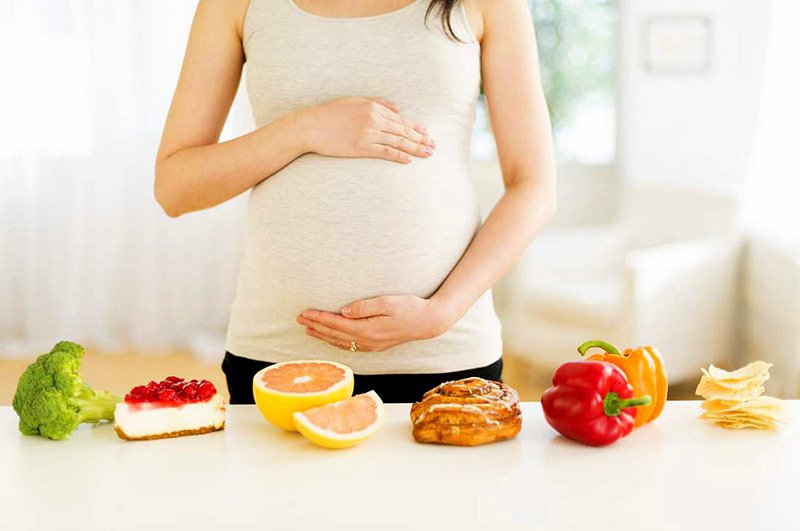Bạn không nên ăn gì khi mang thai?