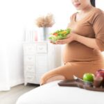 Vì sao bạn thèm ăn khi mang thai?