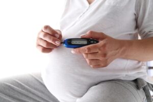 Tiểu đường thai kỳ thì nên đi khám khoa sản hay khoa nội tiết?