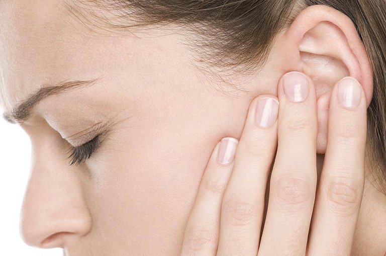 Mẹ bầu 5 tháng bị nổi hạch sau tai có nguy hiểm không?