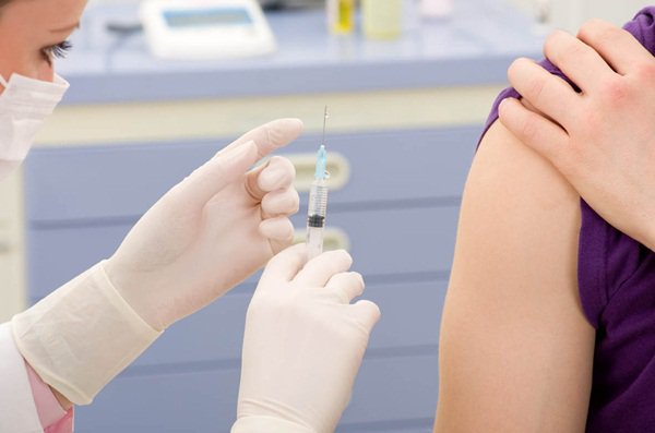 Trước khi mang thai nên tiêm phòng những loại vắc-xin nào?