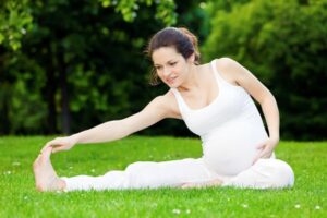 Mẹ bầu tập thể dục tác động tích cực thế nào tới thai nhi?